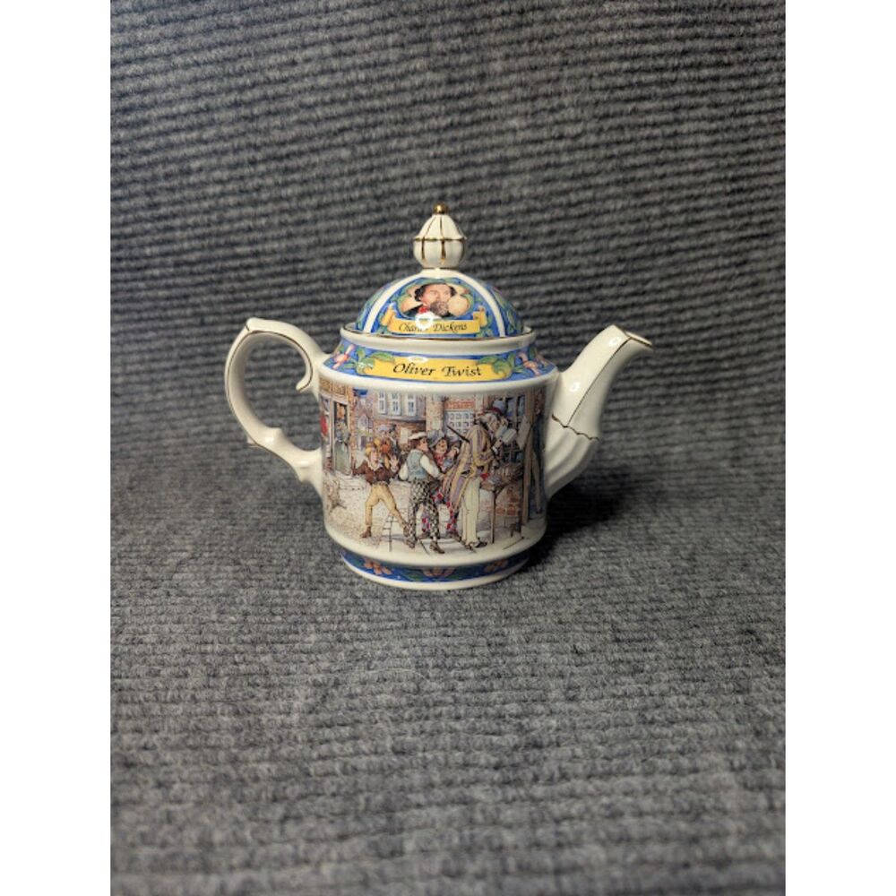 Sadler England Charles Dickens Oliver Twist Collectible Literary Tea Pot